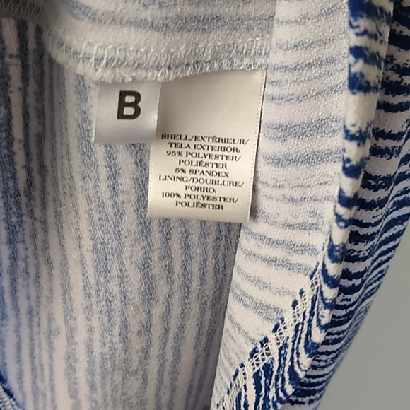 Ann Taylor Stretch Knit Fit & Flare Dress 2 - Picture 10 of 10